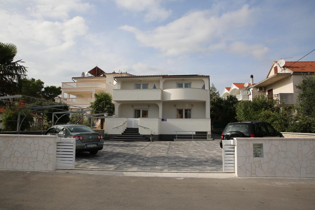 Apartments Gabrijel Vodice Exteriör bild