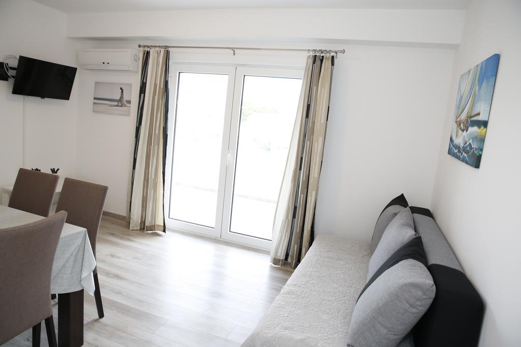 Apartments Gabrijel Vodice Exteriör bild